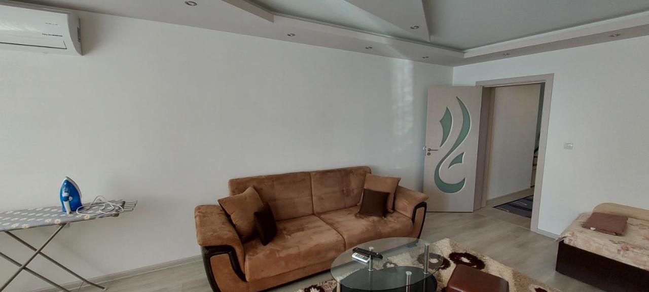 Д И В 2 - D & V 2 Apartment ساندانسكي المظهر الخارجي الصورة