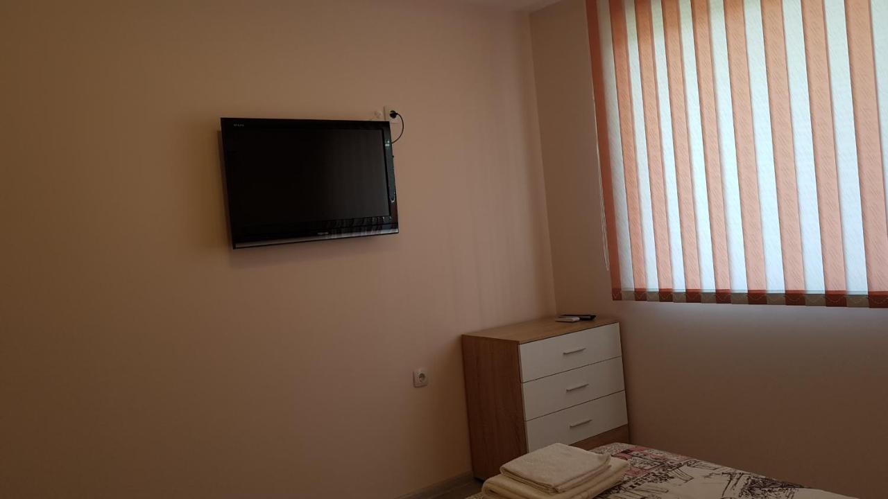 Д И В 2 - D & V 2 Apartment ساندانسكي المظهر الخارجي الصورة